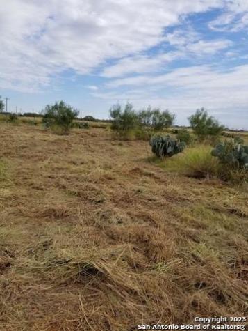 0 Hwy-85 Dilley TX 78017