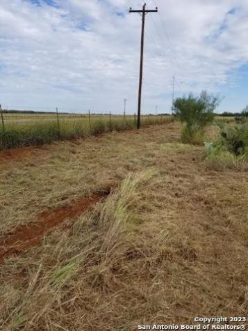 0 Hwy-85 Dilley TX 78017
