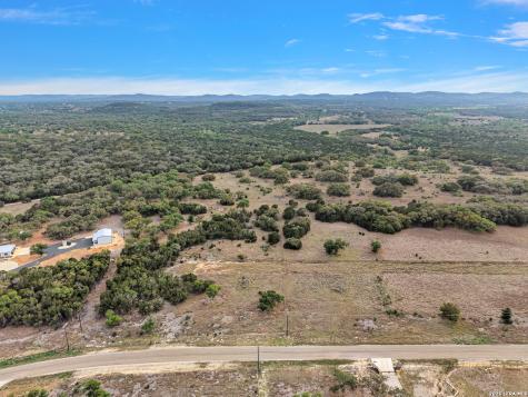 18 Clearwater Canyon Road Bandera TX 78003