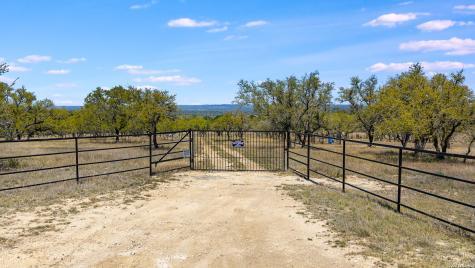 16 Lewis Road Boerne TX 78006