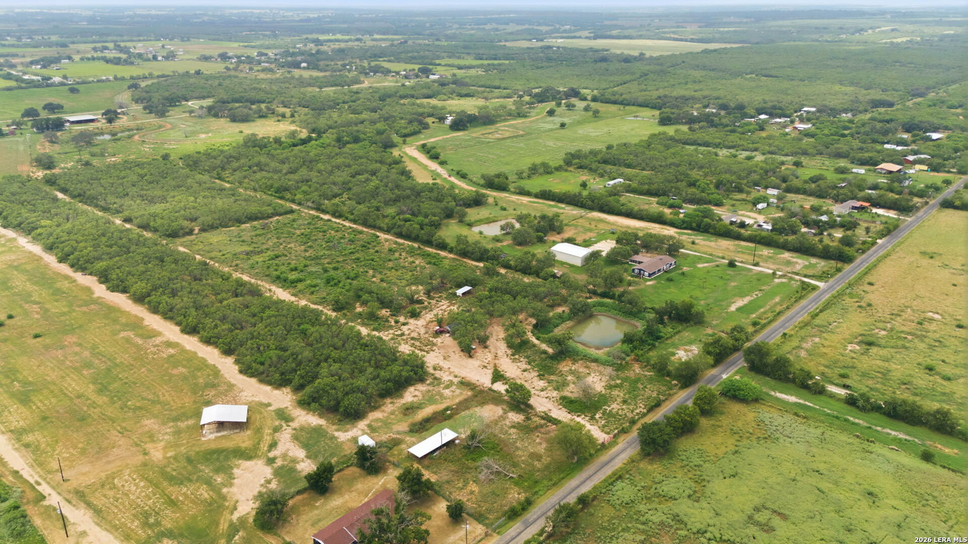1083 Cr 6610 Devine TX 78016