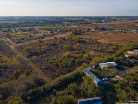 250 Spur Trail Seguin TX 78155