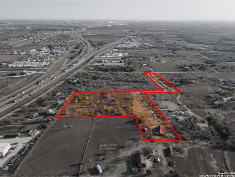 250 Spur Trail Seguin TX 78155
