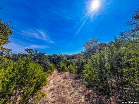 810 La Paloma Canyon Lake TX 78133