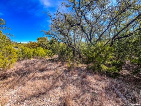 810 La Paloma Canyon Lake TX 78133
