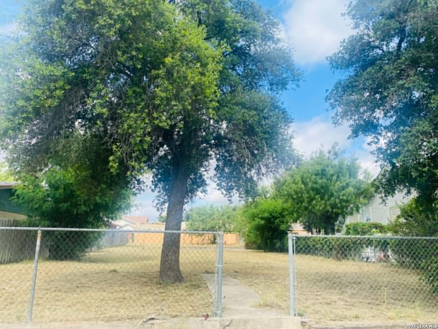 787 E Webster Street Eagle Pass TX 78852