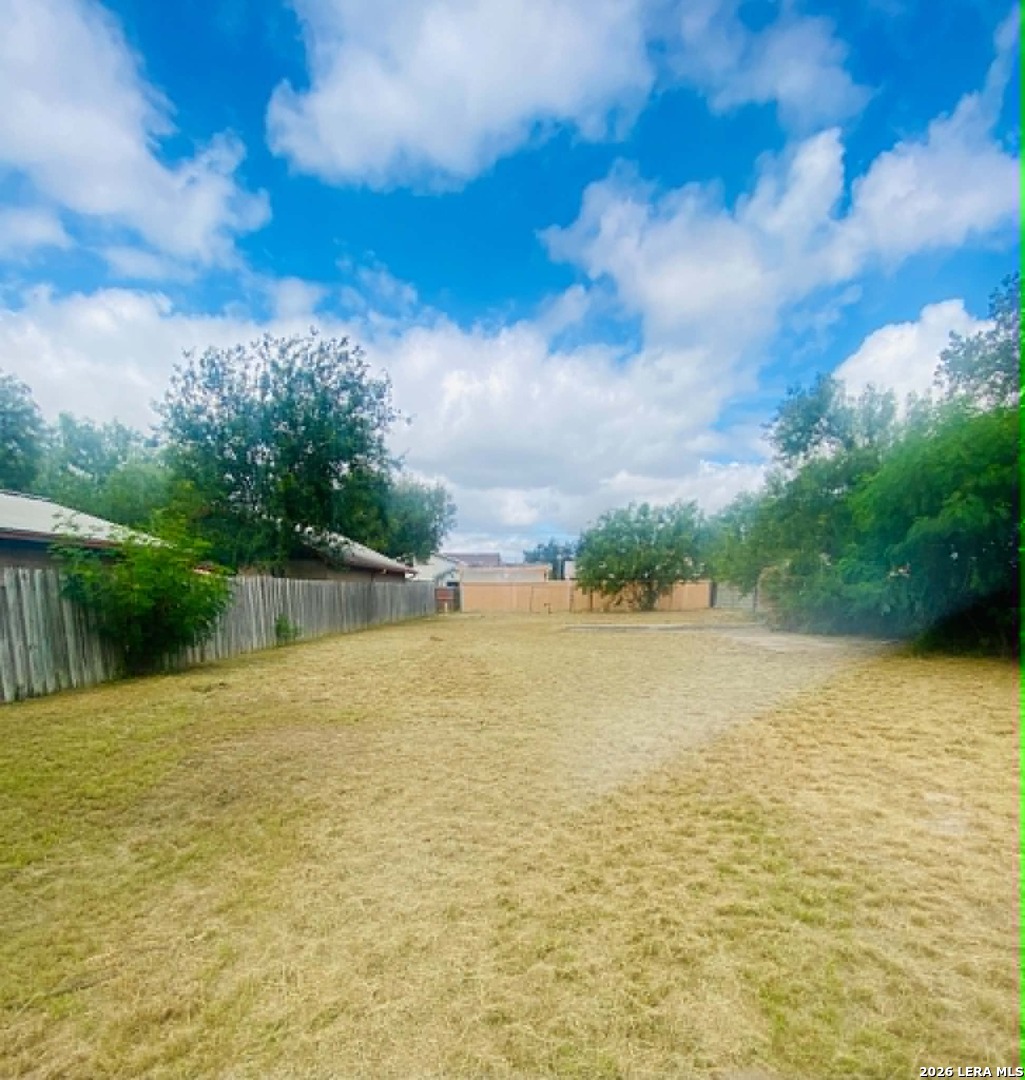 787 E Webster Street Eagle Pass TX 78852