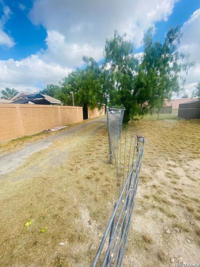 787 E Webster Street Eagle Pass TX 78852