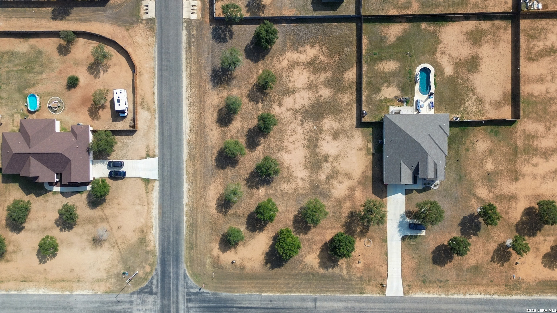 165 E Medium Meadow Drive Lytle TX 78052