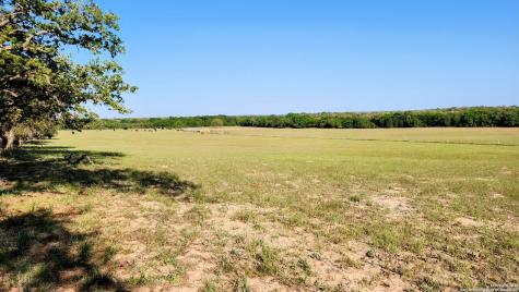 618 Mesquite Pass Seguin TX 78155