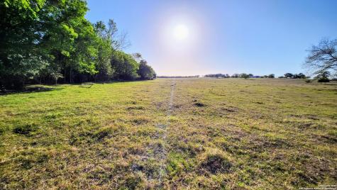 618 Mesquite Pass Seguin TX 78155