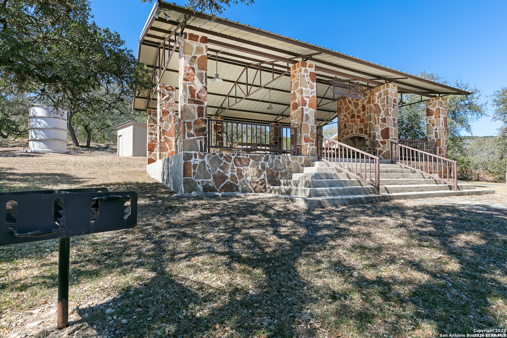 Lot 15 Pr 2535 Mico TX 78056