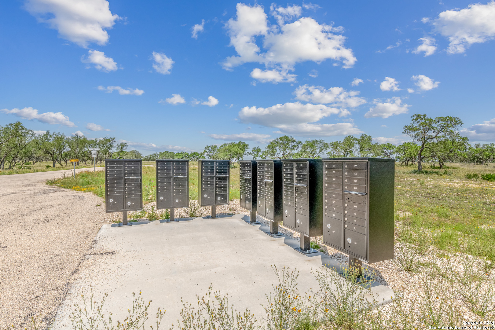 100 Spring Crossing Junction TX 76849
