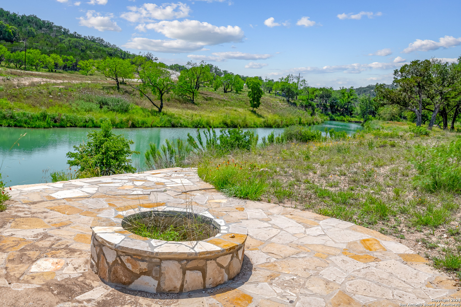 100 Spring Crossing Junction TX 76849