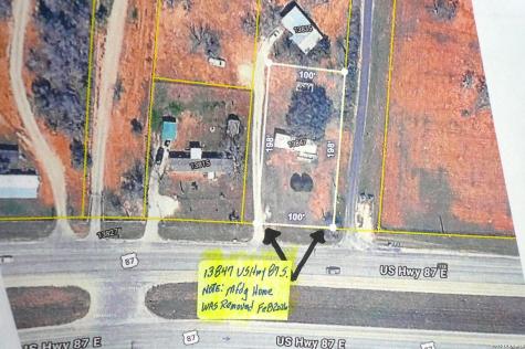 13847 Us Highway 87 South Adkins TX 78101