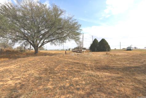 13847 Us Highway 87 South Adkins TX 78101