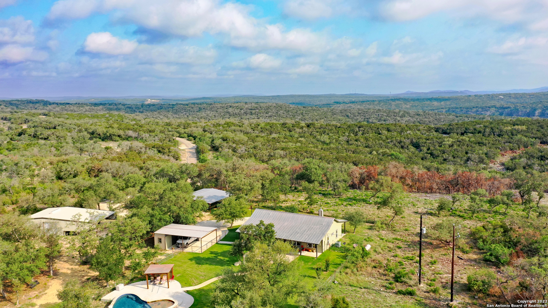 3286 County Road 2615 Rio Medina TX 78066