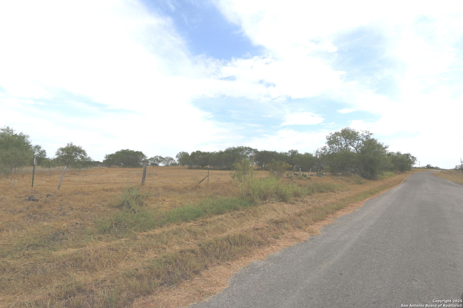 2.26 Acres (tract 1) Cr 433 Stockdale TX 78160