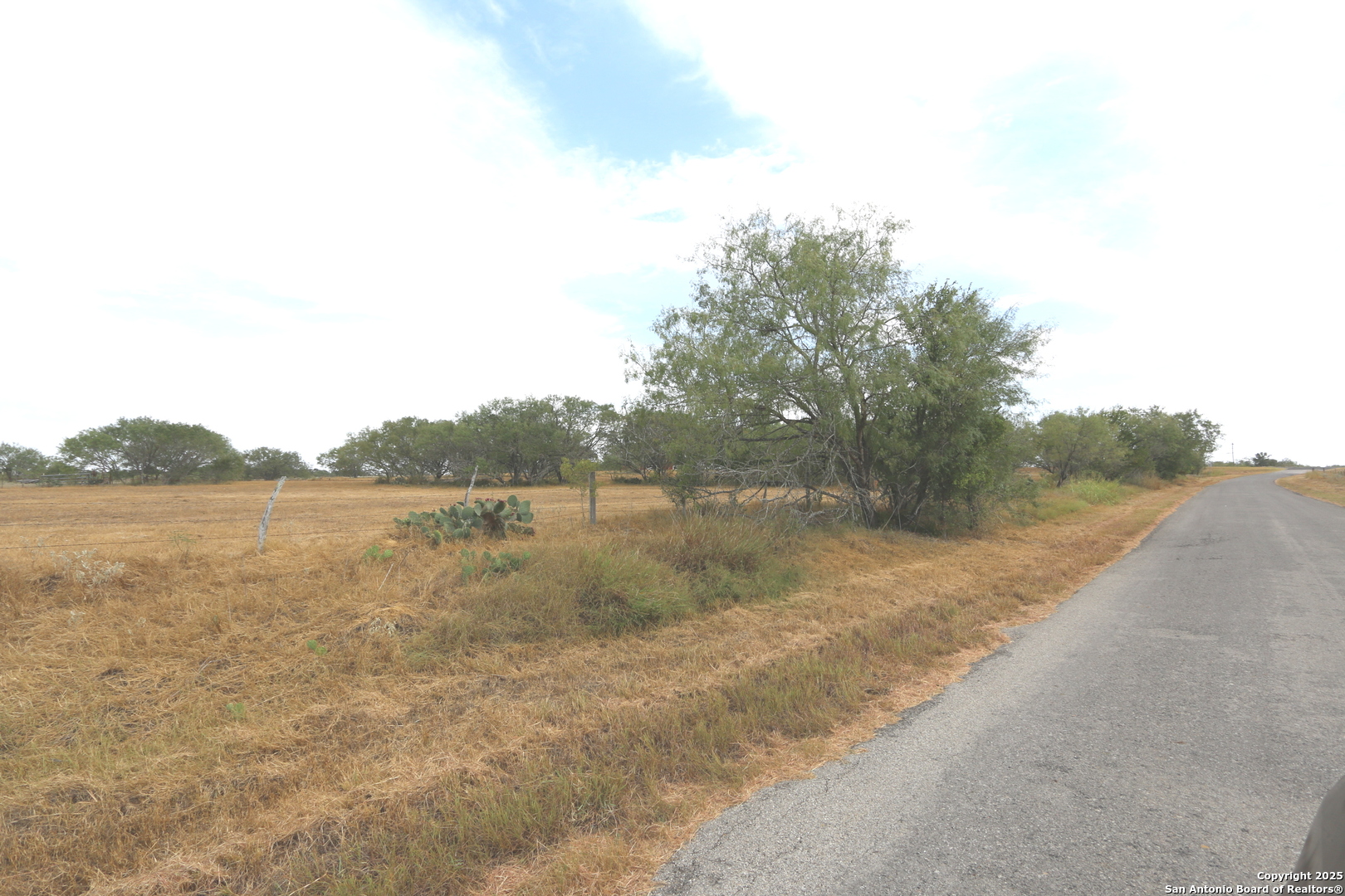 2.26 Acres (tract 1) Cr 433 Stockdale TX 78160