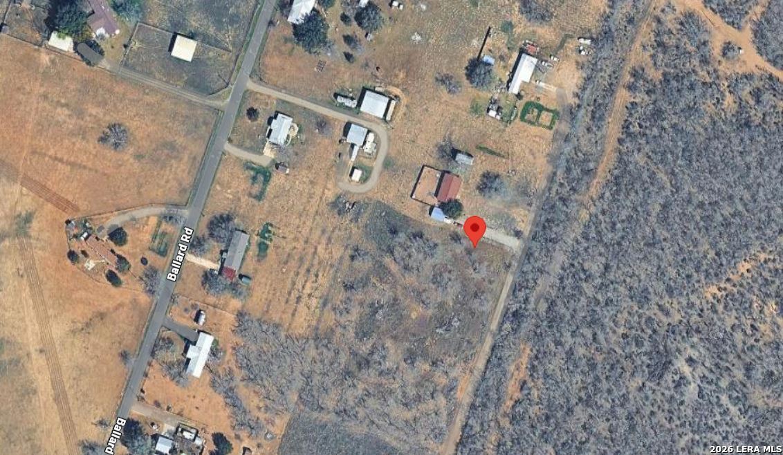 000 Ballard Elmendorf TX 78112