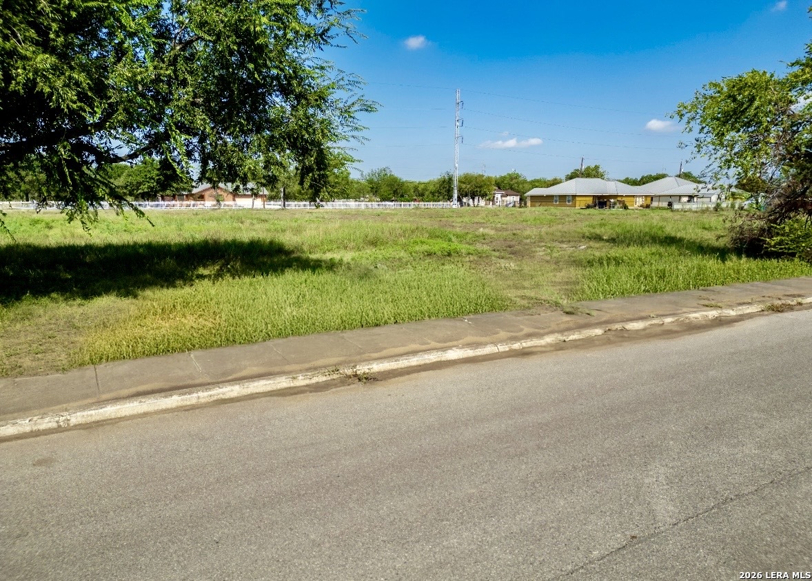 2609 Calle Valencia San Antonio TX 78237