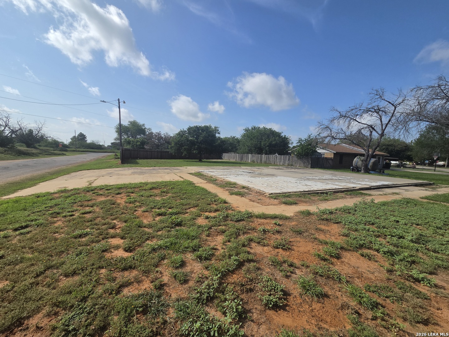 1438 N Huajillo Street Pearsall TX 78061