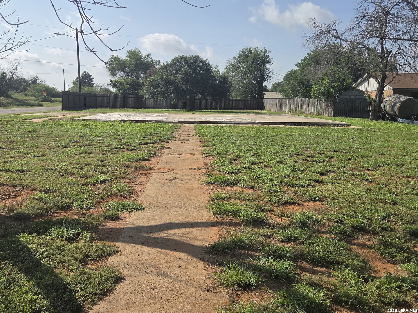 1438 N Huajillo Street Pearsall TX 78061