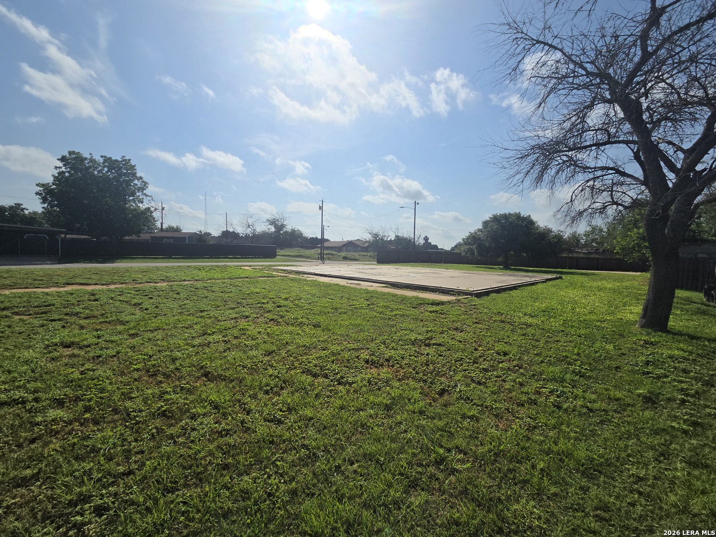 1438 N Huajillo Street Pearsall TX 78061