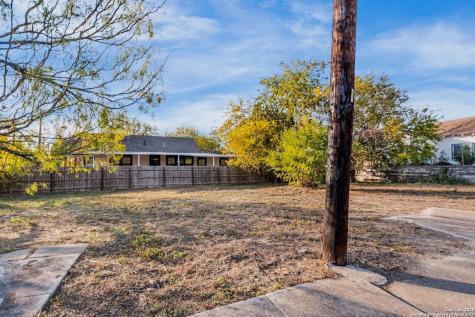 815 S Pine Street San Antonio TX 78210