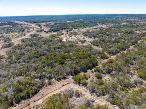 174 Crescent Ridge Hondo TX 78009
