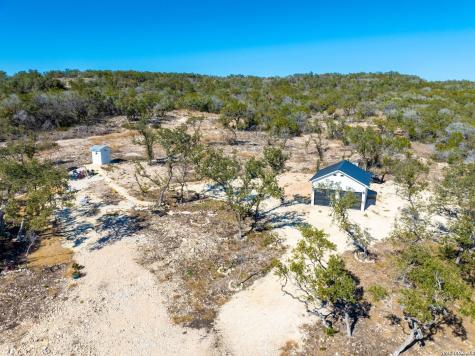 174 Crescent Ridge Hondo TX 78009