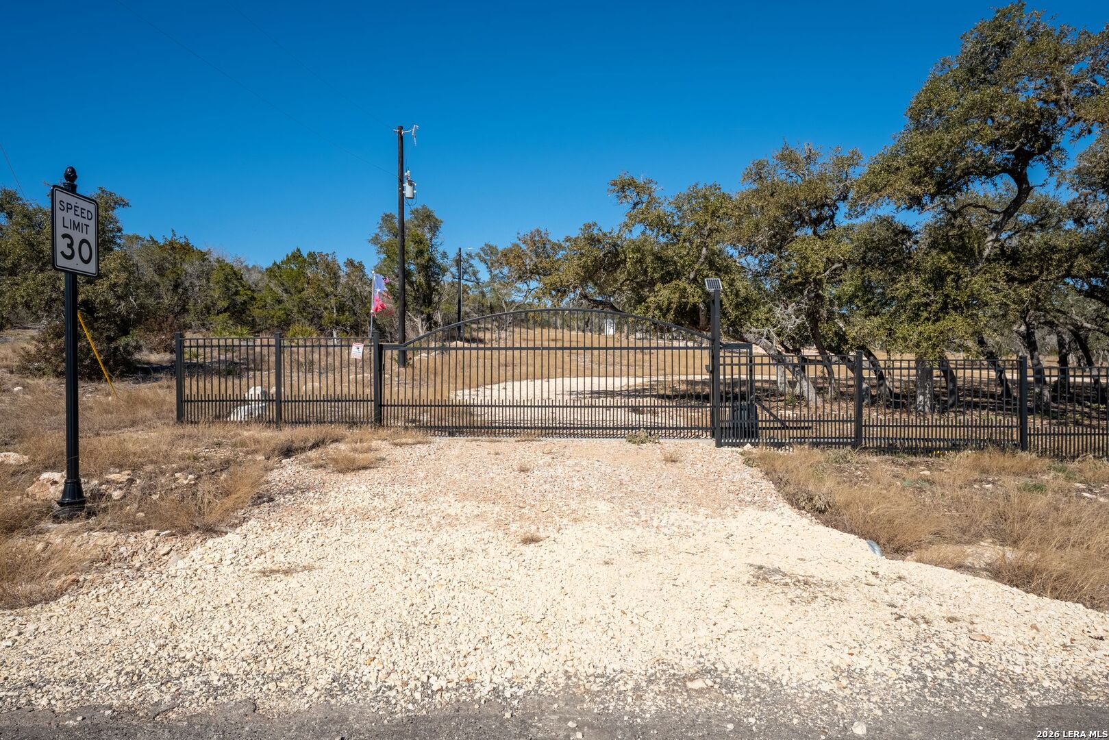 174 Crescent Ridge Hondo TX 78009