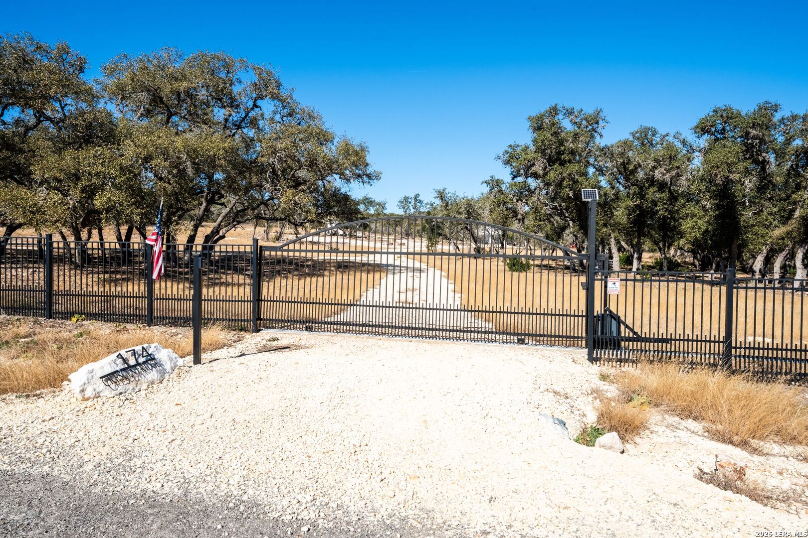 174 Crescent Ridge Hondo TX 78009