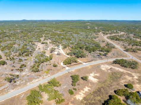 174 Crescent Ridge Hondo TX 78009
