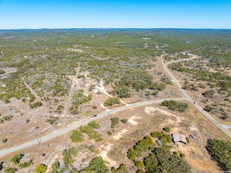 174 Crescent Ridge Hondo TX 78009