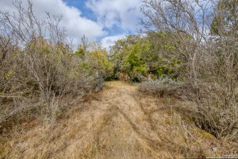 187 Pr 2430 Uvalde TX 78801