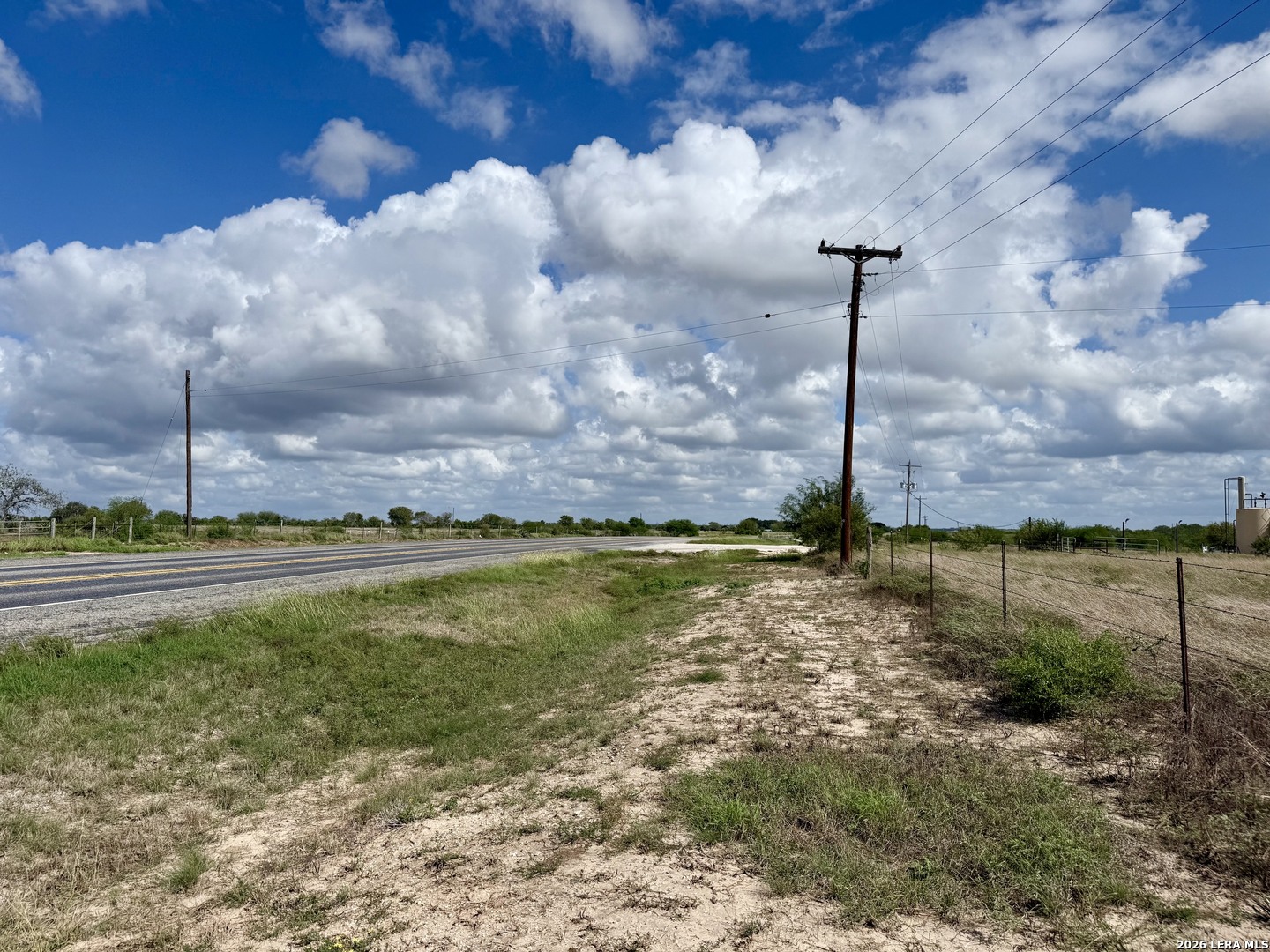 15.96 Acres Sh-72 Kenedy TX 78119