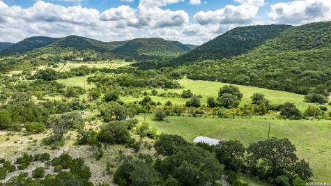 5013 N Little Creek Road Utopia TX 78884