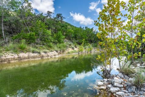 5013 N Little Creek Road Utopia TX 78884