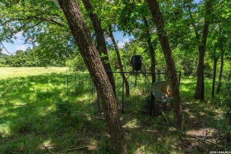5013 N Little Creek Road Utopia TX 78884