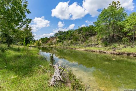 5013 N Little Creek Road Utopia TX 78884
