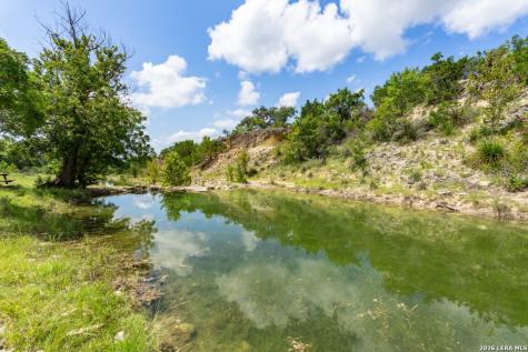 5013 N Little Creek Road Utopia TX 78884