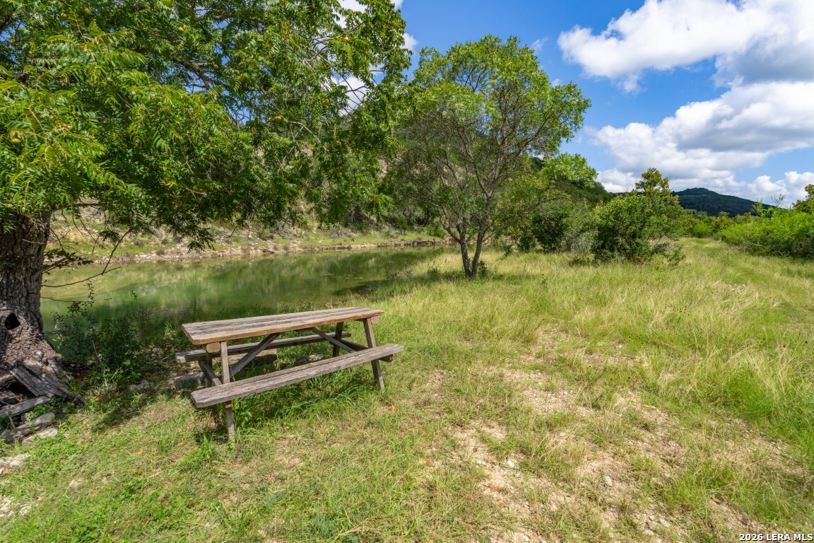 5013 N Little Creek Road Utopia TX 78884