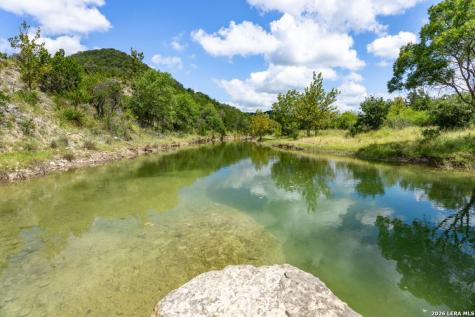 5013 N Little Creek Road Utopia TX 78884