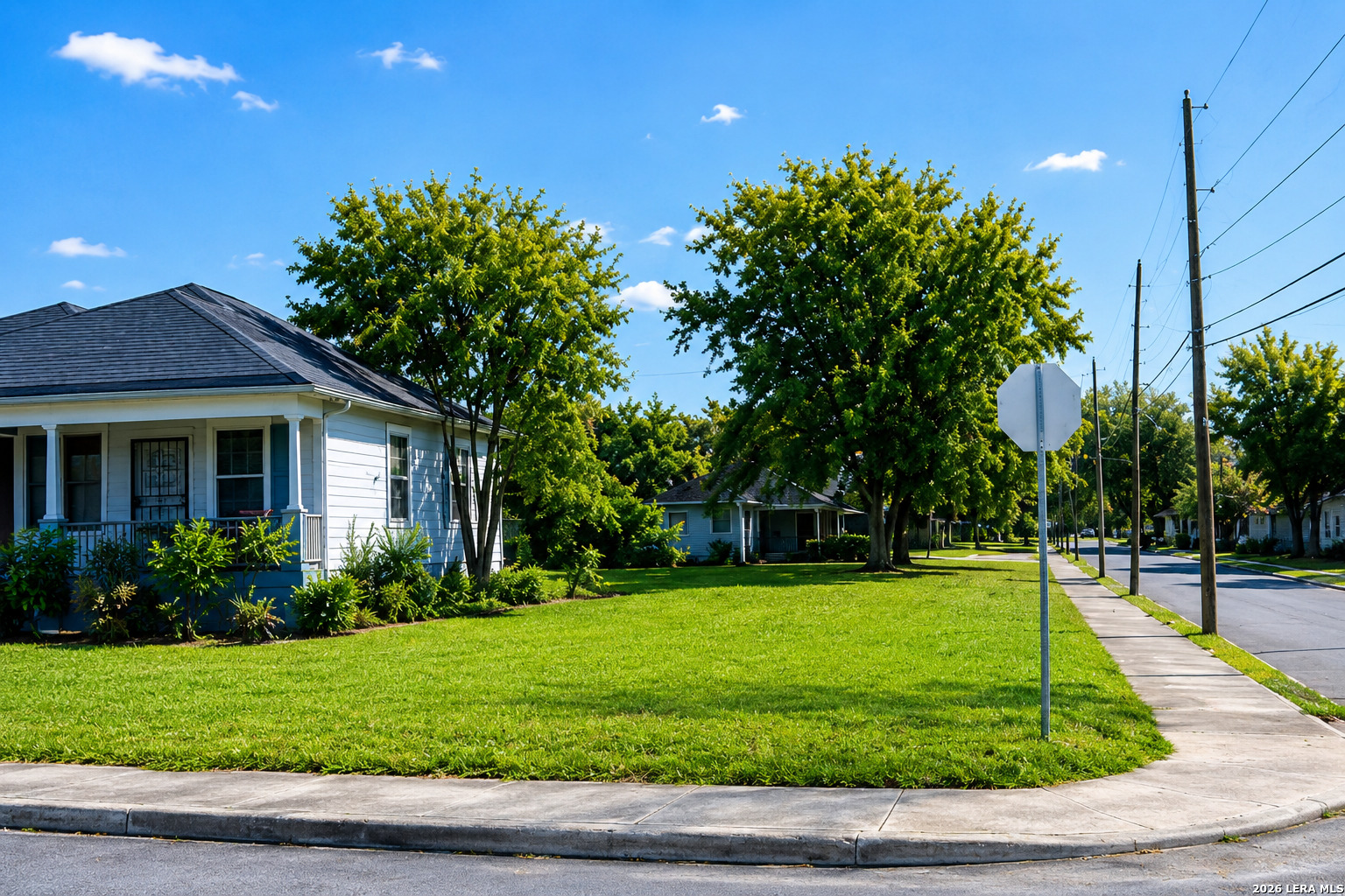 1253 E Crockett San Antonio TX 78202