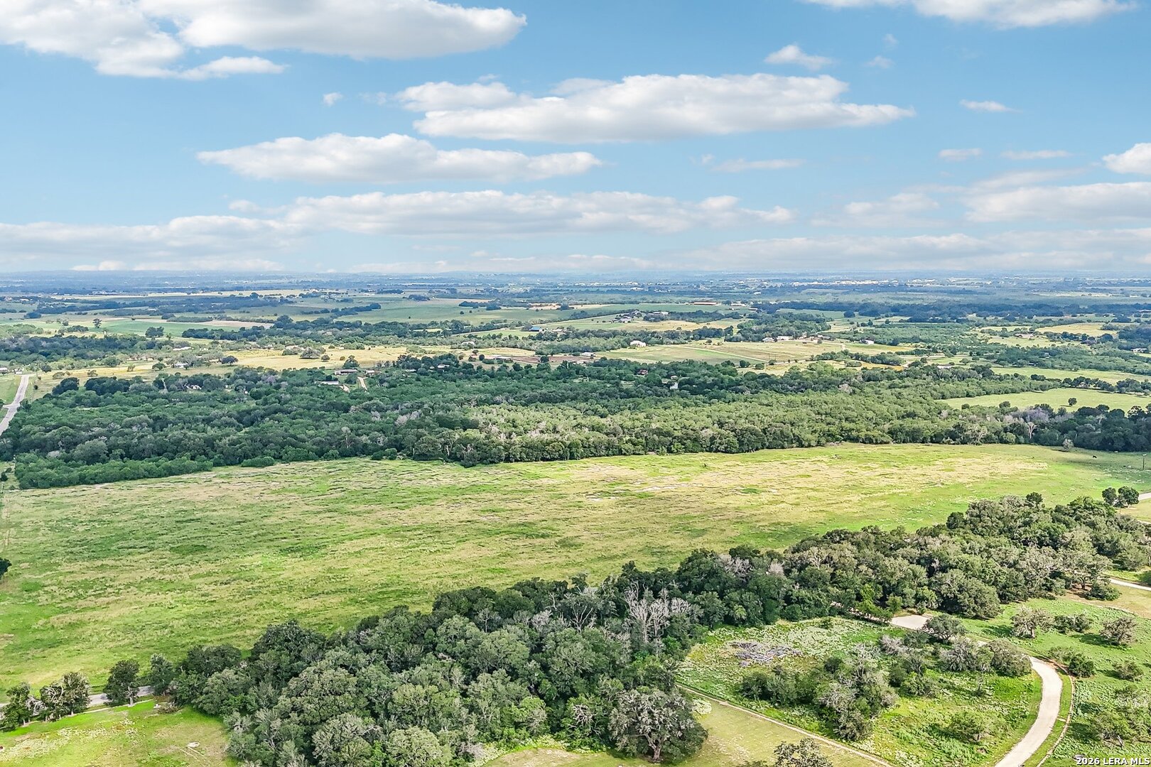 1617 Blue Creek Road La Vernia TX 78121
