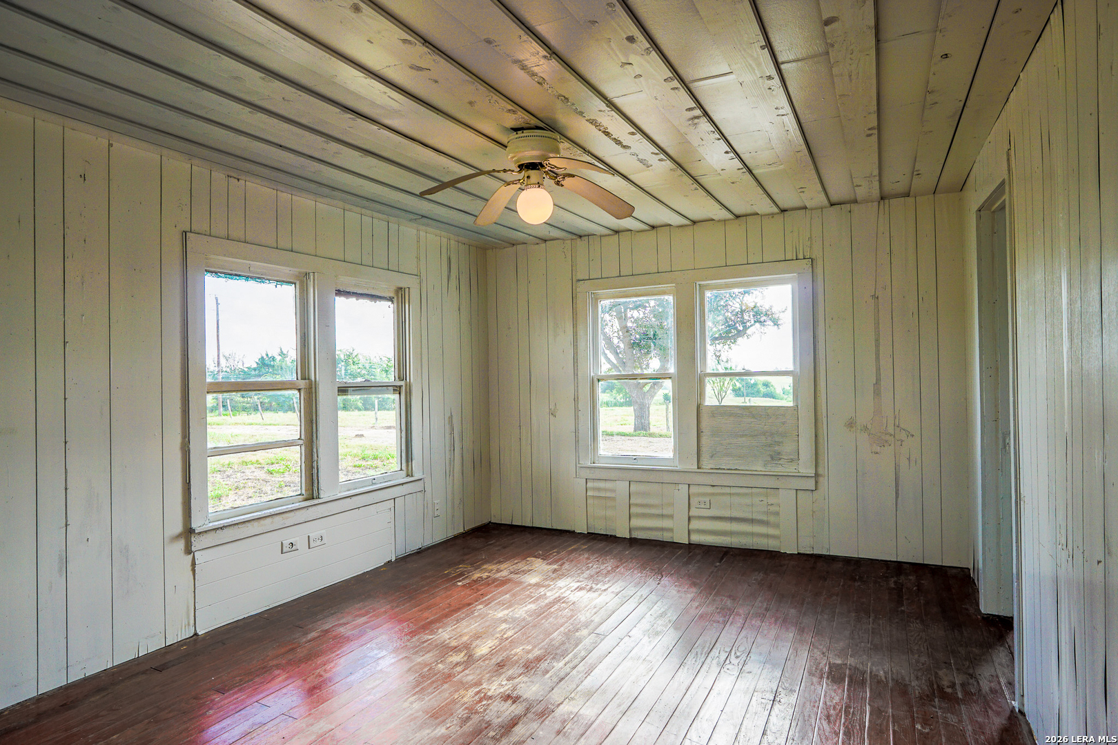 624 Berger Road Schulenburg TX 78945