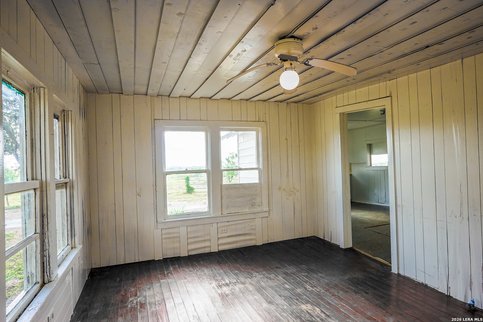 624 Berger Road Schulenburg TX 78945