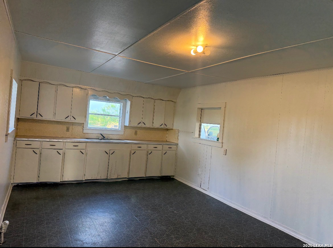 624 Berger Road Schulenburg TX 78945