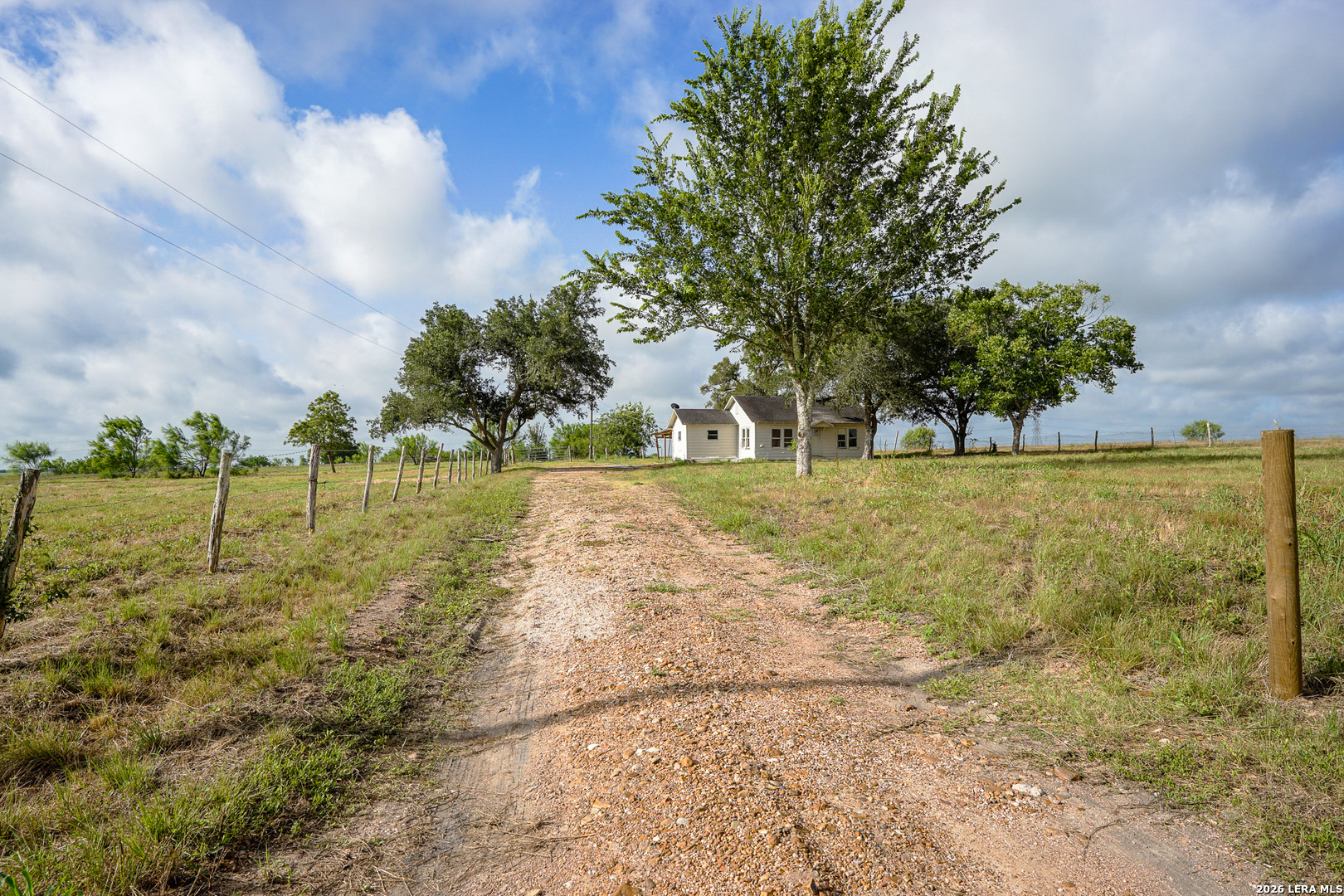 624 Berger Road Schulenburg TX 78945